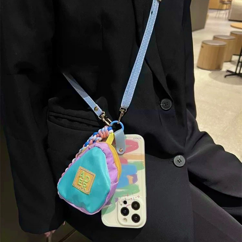 그린나무(GRNM) 해피데이 동전지갑 키링 크로스바디 스트랩 폰케이스 17,800원