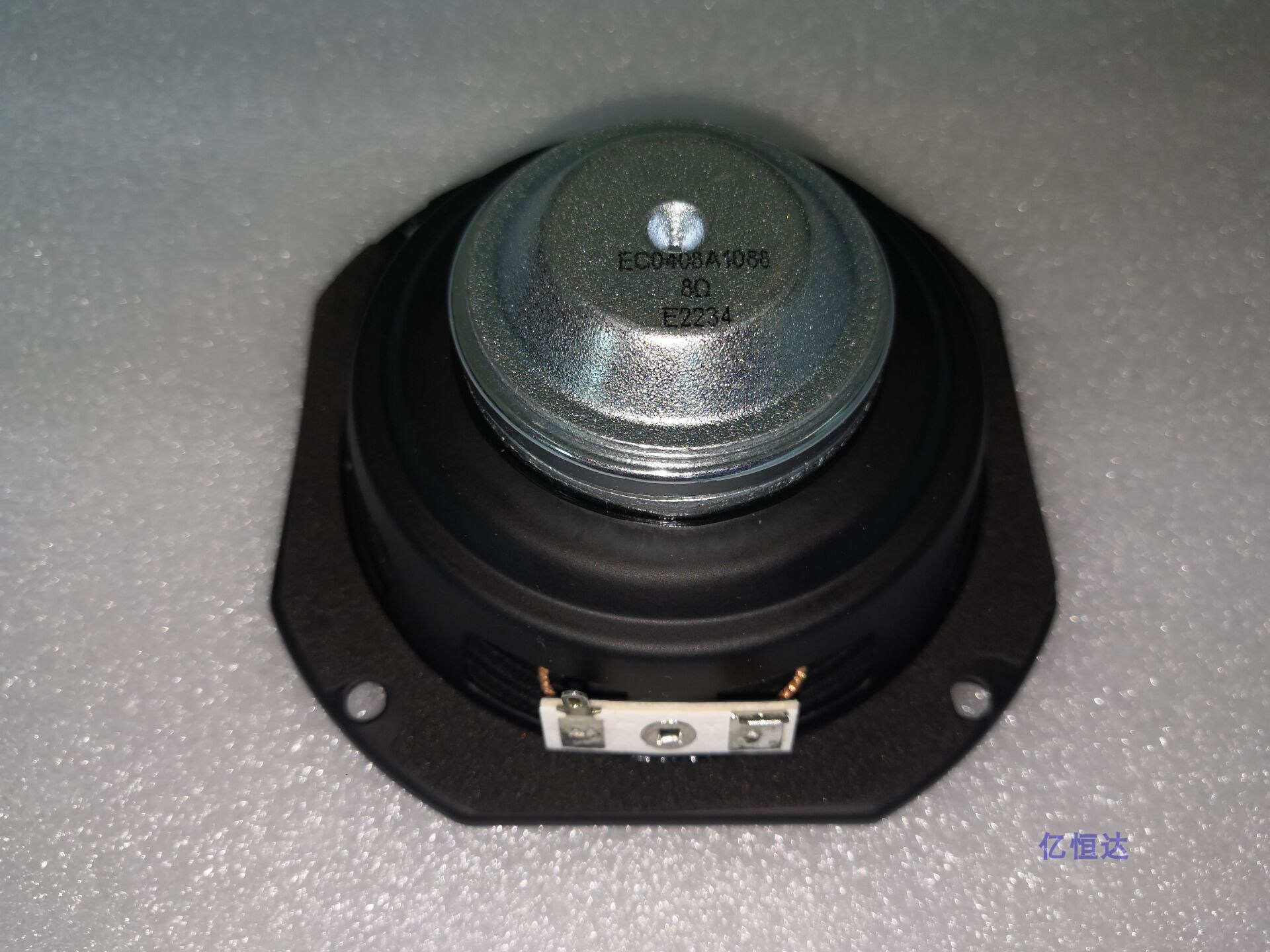 4인치 풀레인지 스피커 네오디뮴 자석 재생  노래 기둥 중음 고음 풀톤 고감도 63,100원