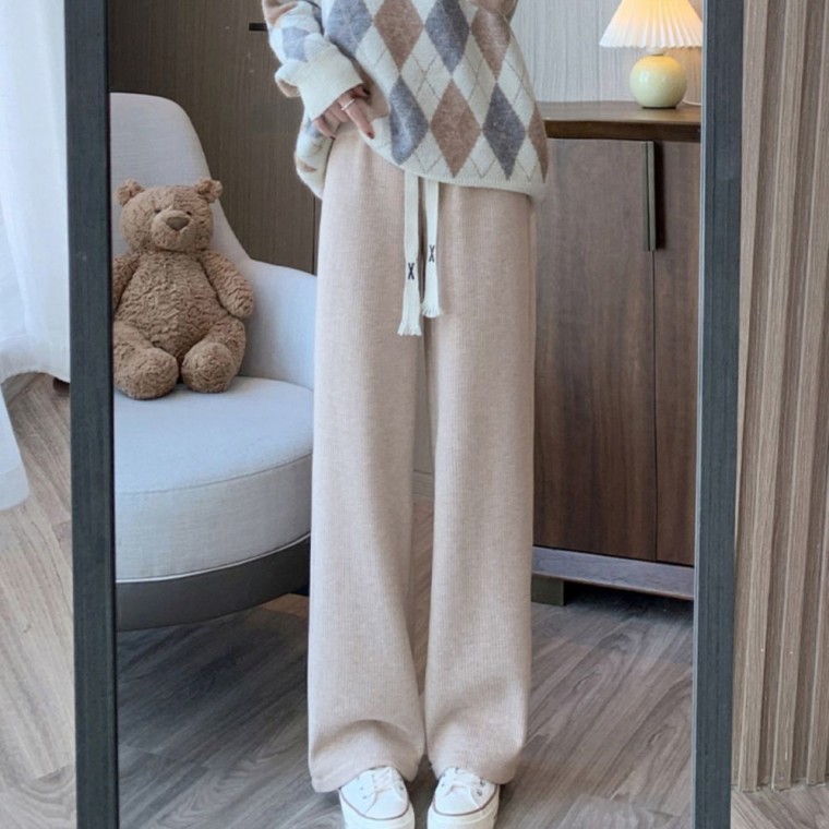 여자 스웨이드 기모 코듀로이 밴딩 와이드팬츠 26,300원