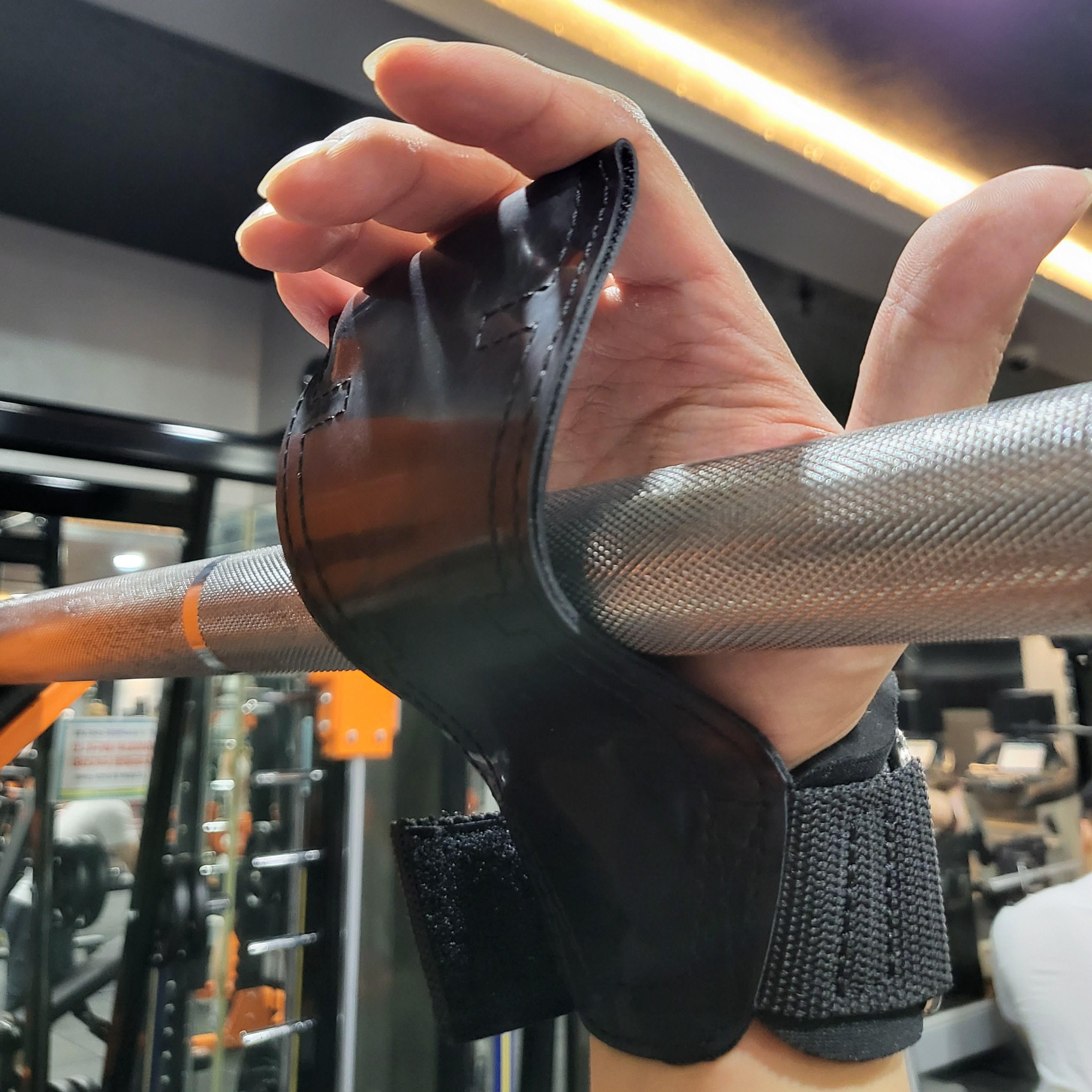 ComMa 프로리프팅그립 웨이트 파워리프팅 퀵그립 랫풀다운 패드 데드리프트 헬린이 헬스 선물 스트랩, 1개 26,900원