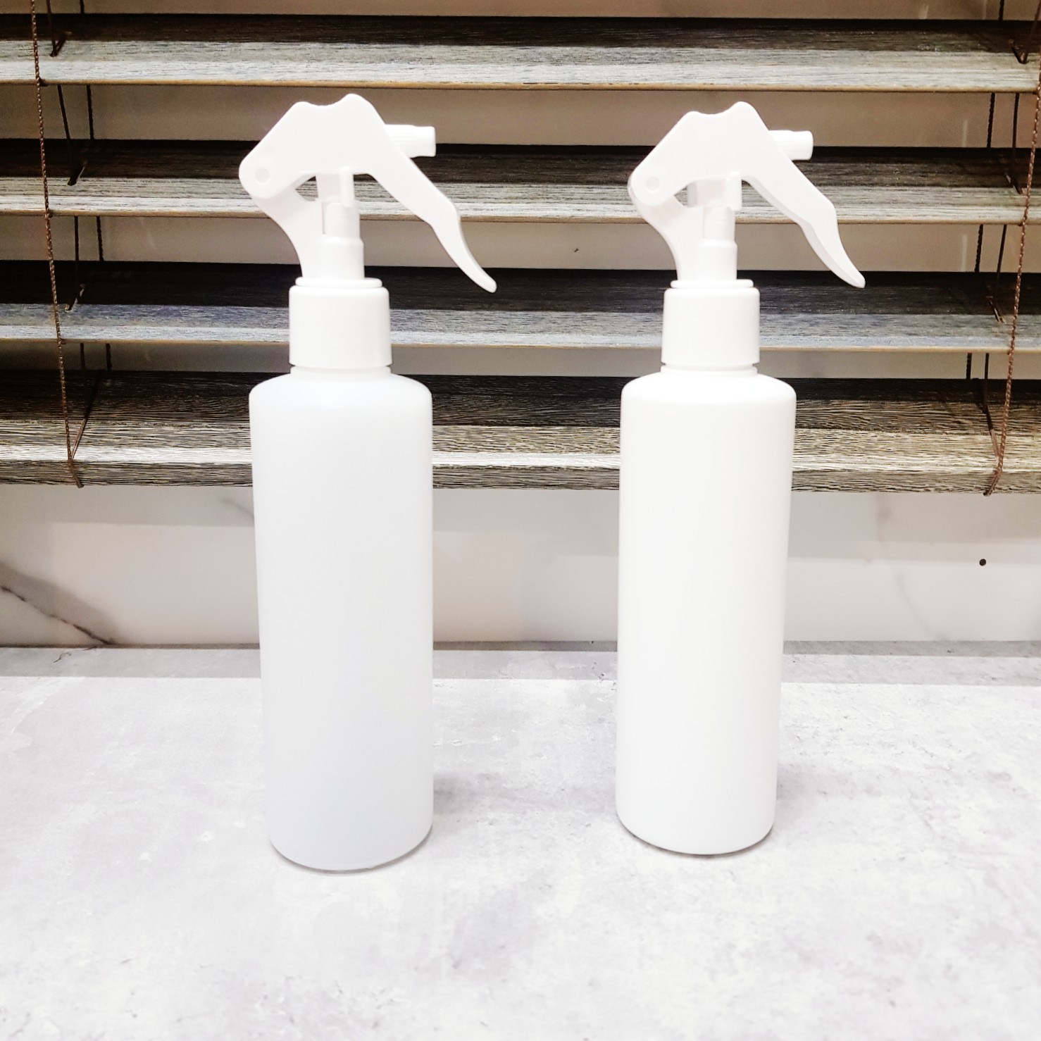 HDPE 원통형 분무기 용기 200ml+화이트 미니 스프레이건, 화이트 용기+화이트 미니 스프레이건 4,200원