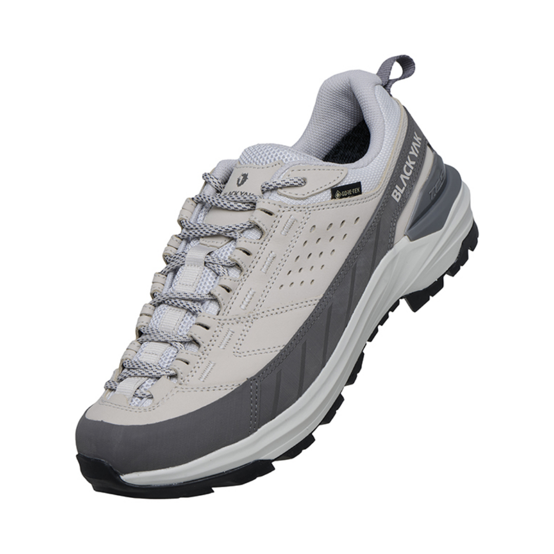 블랙야크 크럭스로우 이월 등산화 고어텍스 방수 트레킹화 특가 경량 발볼편한 남성 여성 139,900원