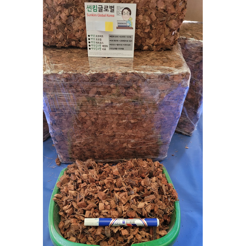 코코칩 압축형 멀칭 분갈이흙 파충류바닥재 코코넛바크 코코넛칩, 2개 31,000원