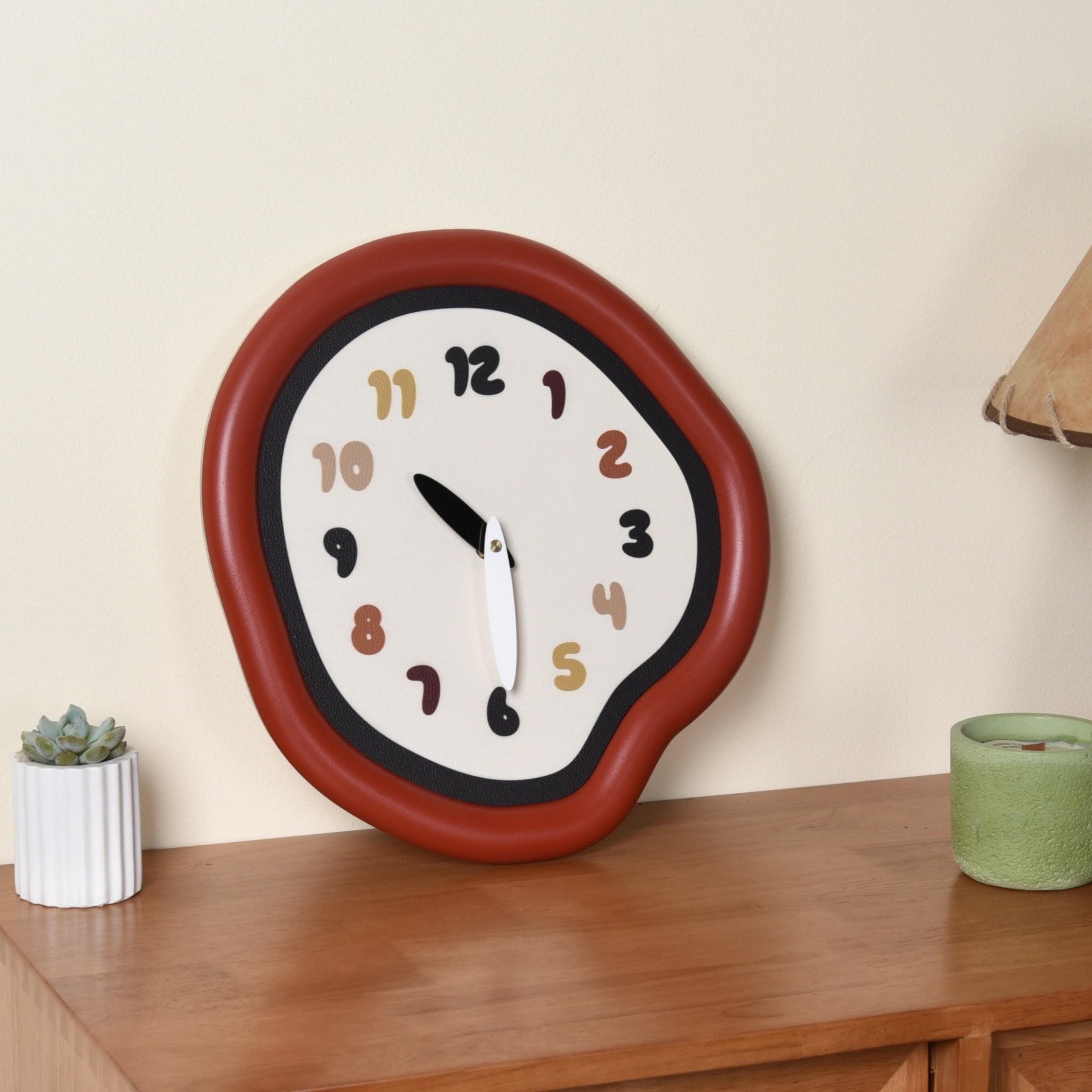 YAPOGI 예쁜 북유럽 특이한 무소음 거실 인테리어 벽시계 34,900원