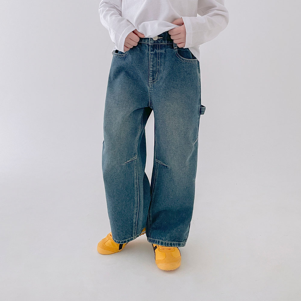 베리클로젯 주니어 남아용 오일 다트 데님 팬츠 43,800원