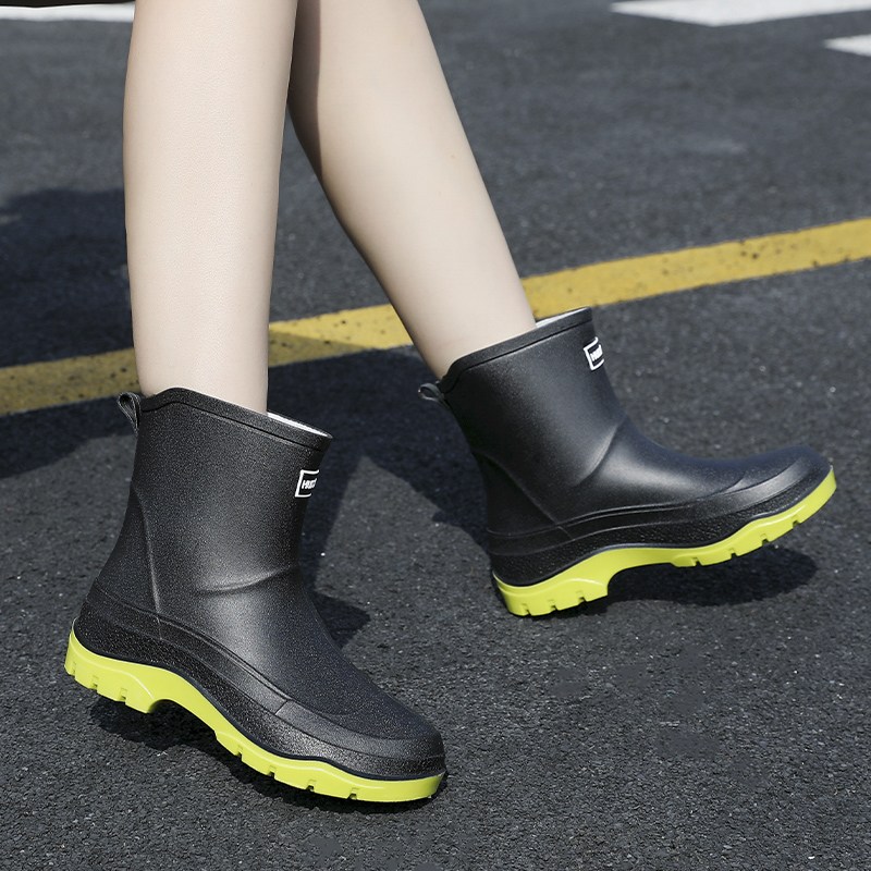 여성용 미끄럼방지 방수 레인부츠 신제품 주방용 오일방지 소프트 밑창 고무신 20,800원