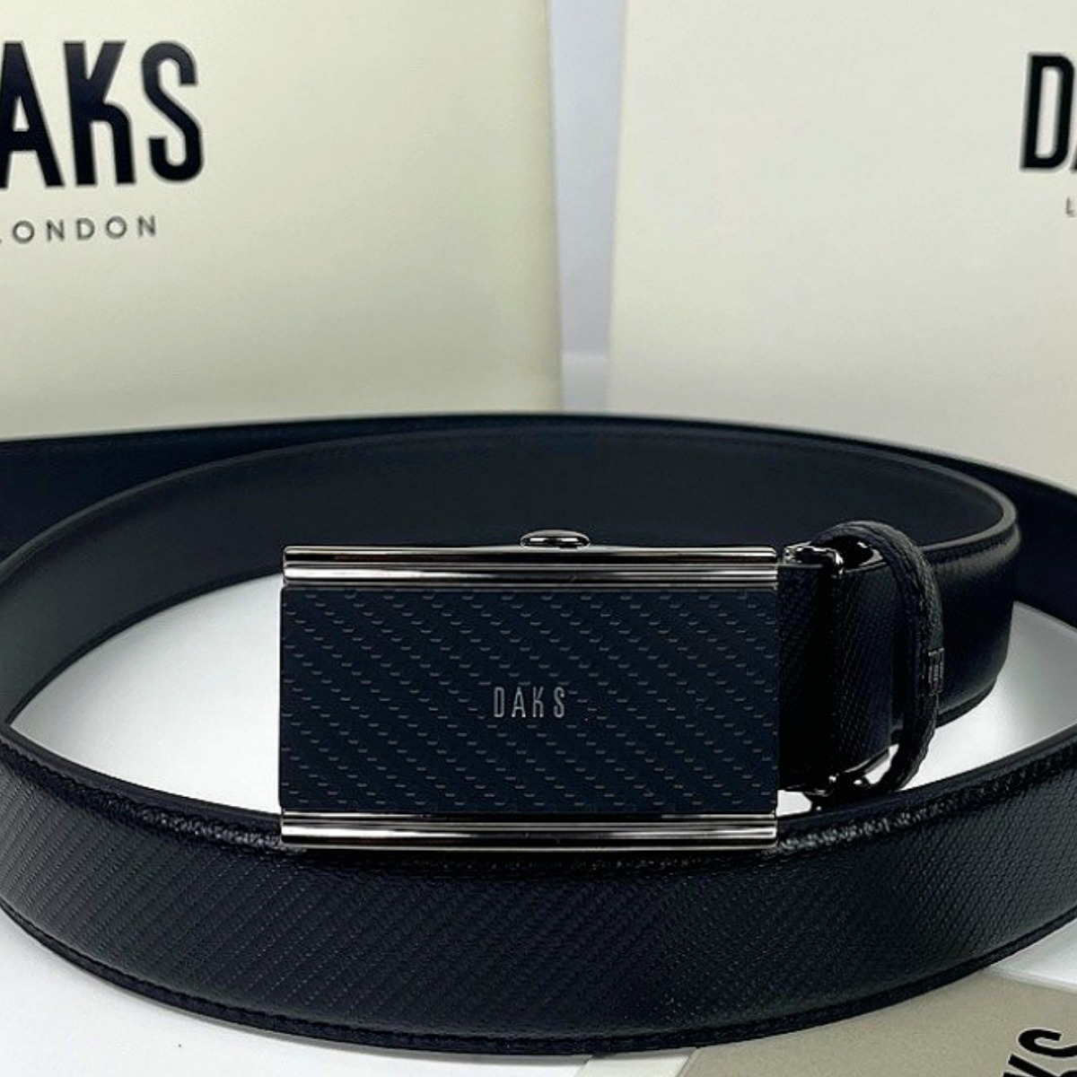 [선물포장/쇼핑백동봉] 닥스 엠보디자인 사각버클 남성 자동벨트 128,000원