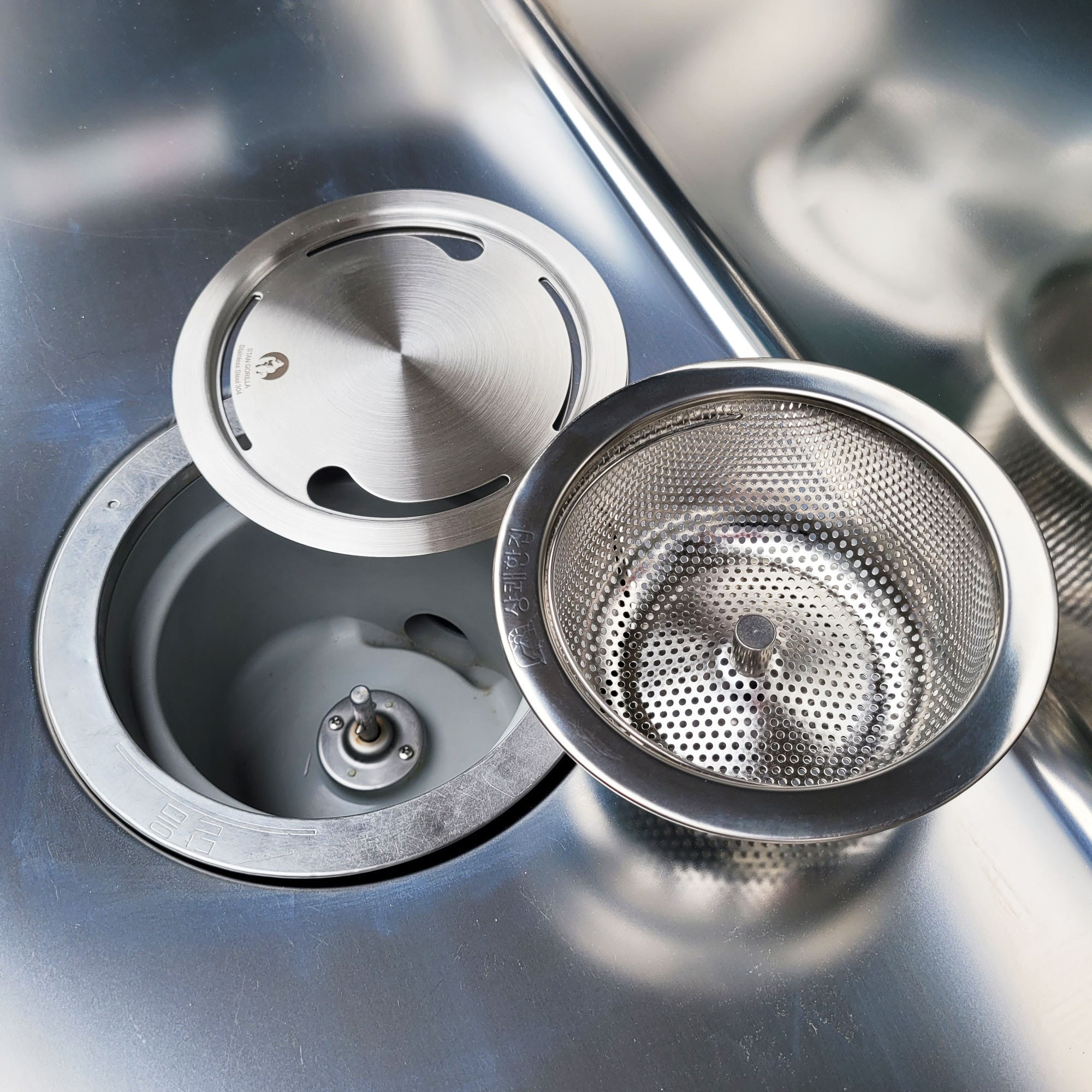 상쾌한집 싱크대 탈수기 배수구 거름망 + 고릴라 커버 세트 15,900원