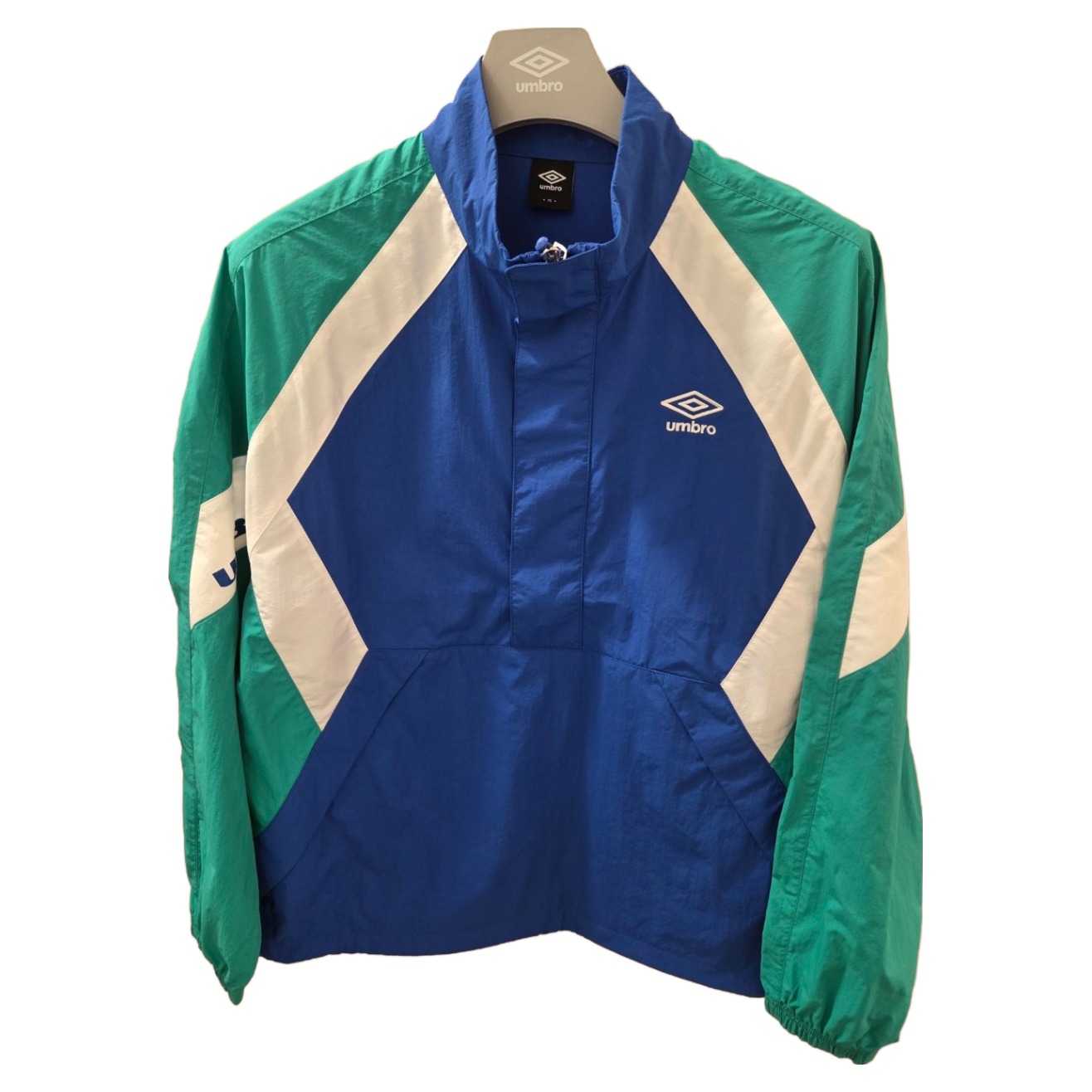 UR123CWT34 엄브로 팝러쉬 컬러블럭 스탠넥 아노락 138,000원