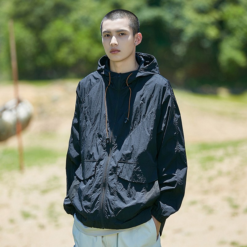 Asure 아웃도어 데일리 일상 등산 커플룩 후드집업 바람막이 냉감티셔츠 루즈핏래쉬가드 27,800원