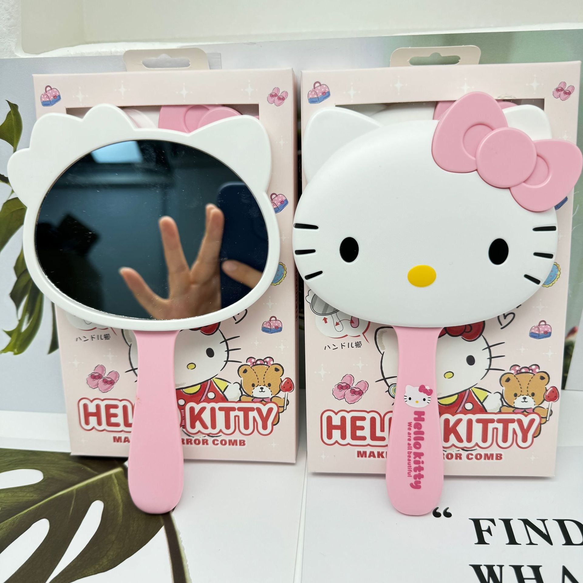 옐상 산리오 대형 빗거울 세트 4종, 1개, 키티 17,900원