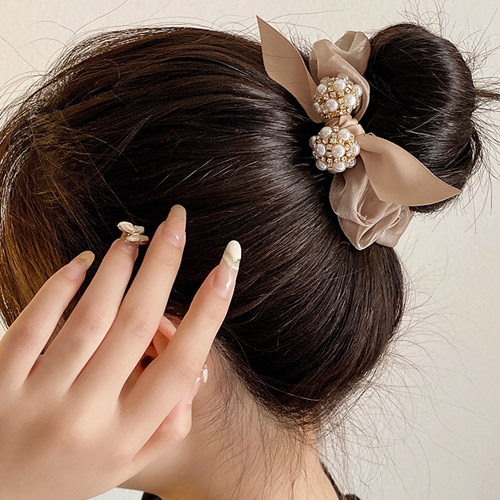 디아픽 2개세트 헤어 곱창 밴드 진주 머리끈 헤어 스크런치 헤어끈 12,900원