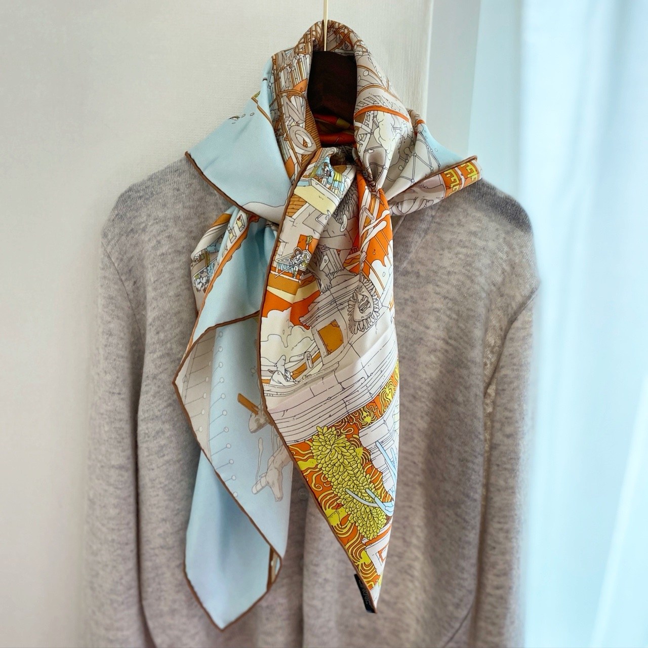 봄스카프 까레 실크사각스카프 99,800원