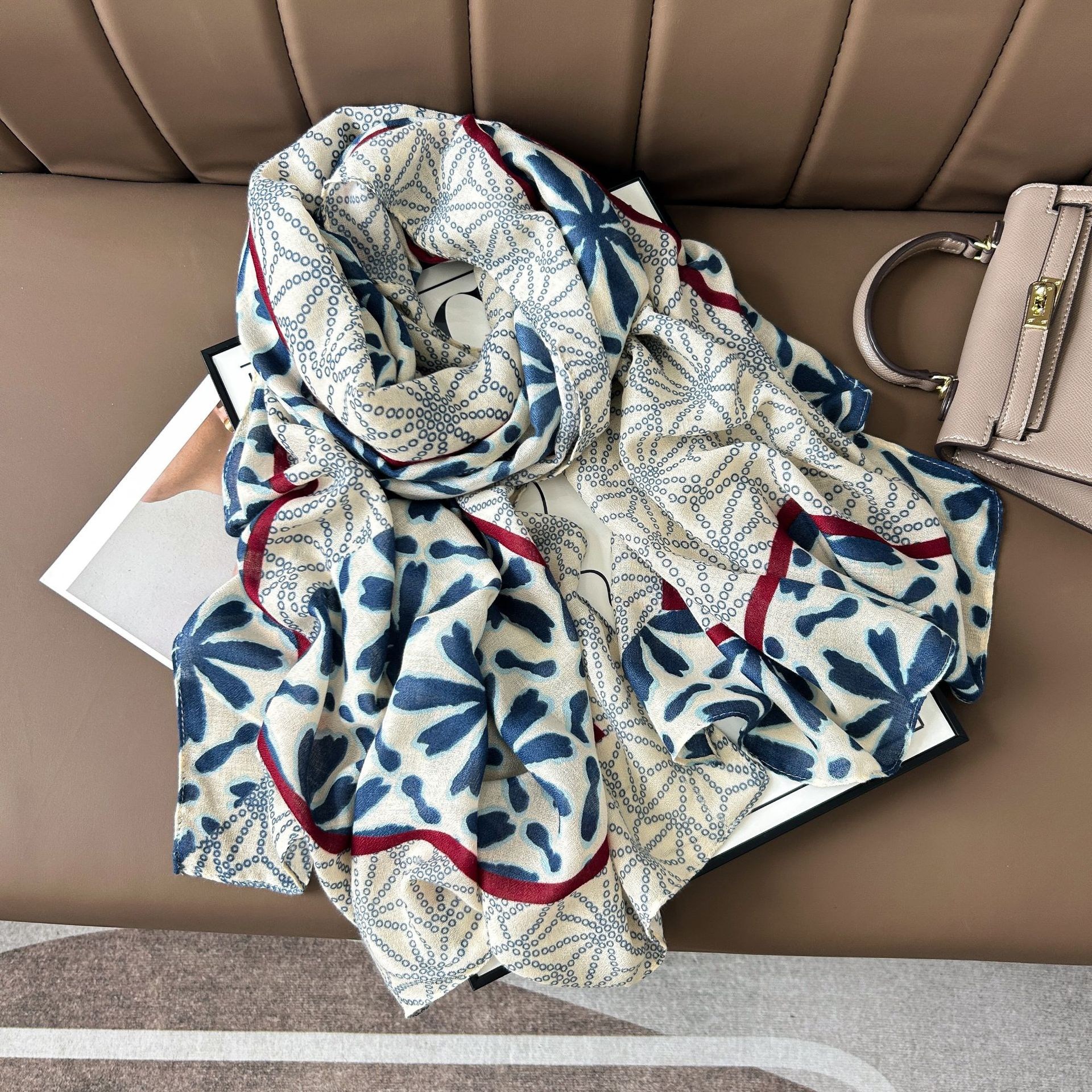 플라카 2025 럭셔리 롱스카프 숄 머플러 [ 화사하게 빛날 당신 ] 15,490원