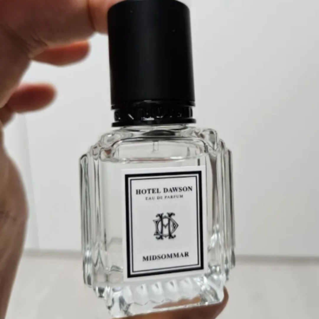 [인기상품] 호텔도슨 오드퍼퓸 향수 미드소마 20ml [ + 90ml 핸드&바디 세럼 추가 증정 ] 아로마 포레스트 호텔도슨향수 호텔도슨퍼퓸 샌달우드 82,000원