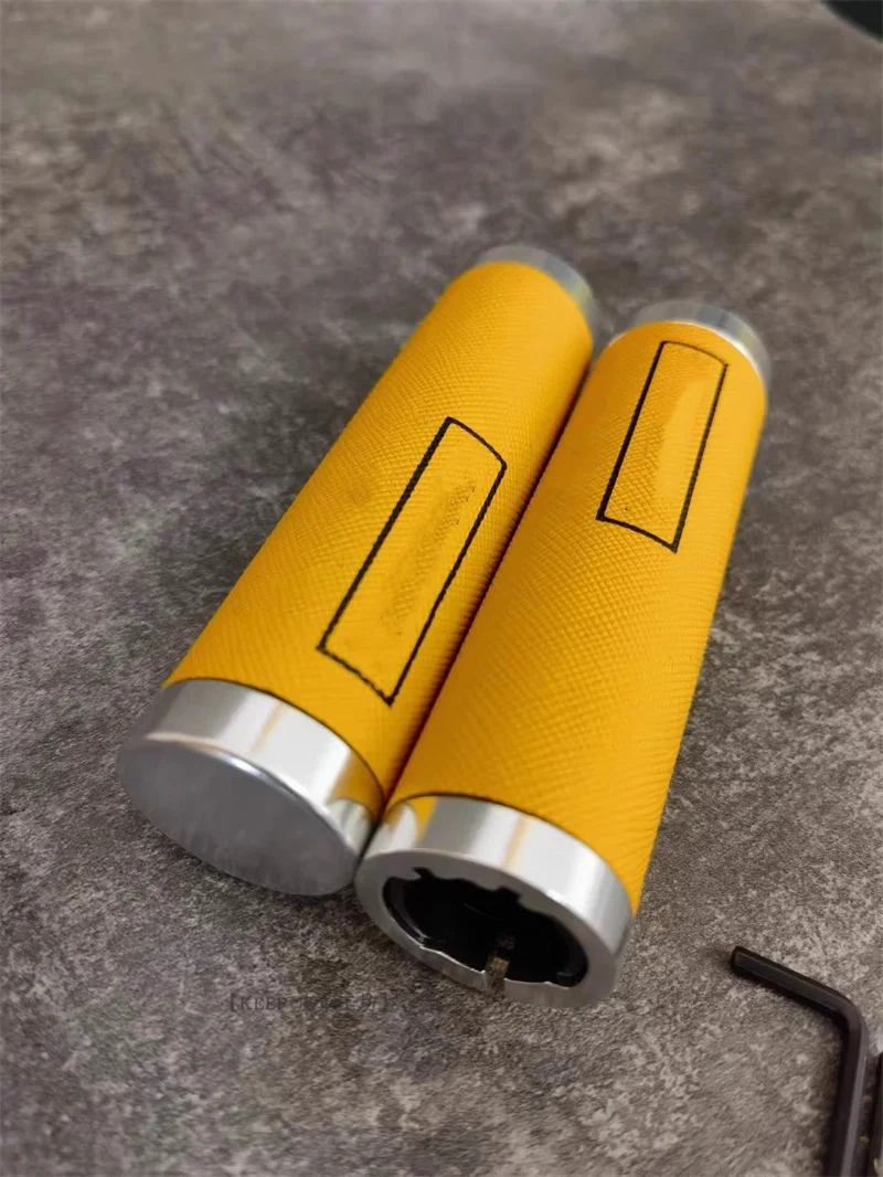 호환 자전거 소 가죽 그립 잠금 장치 brompton 용 수제 95/120mm 핸들 커버 BMX 문자 있음 59,440원