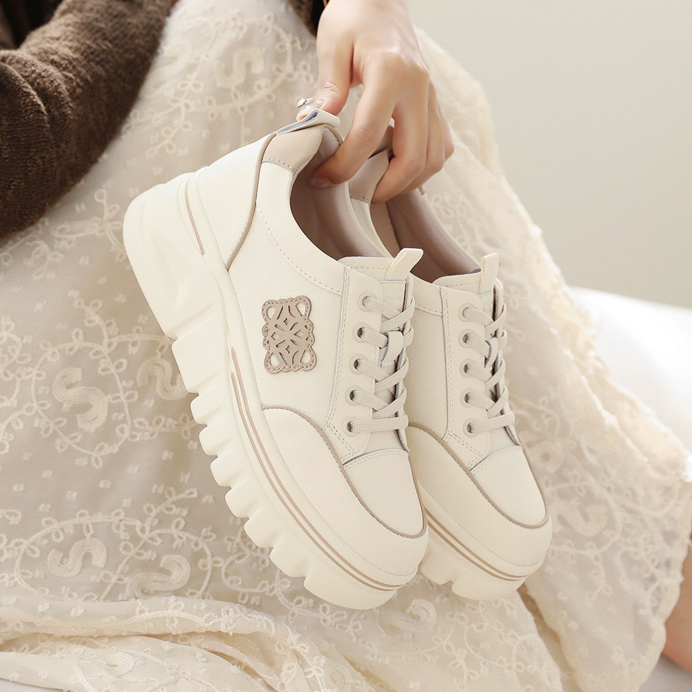 제이슈 소가죽 플랫폼 백로 스니커즈 5cm 56,800원