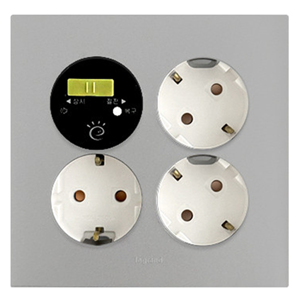르그랑 아펠라 Simple 3구 대기 전력 자동 차단 콘센트 실버 46,900원