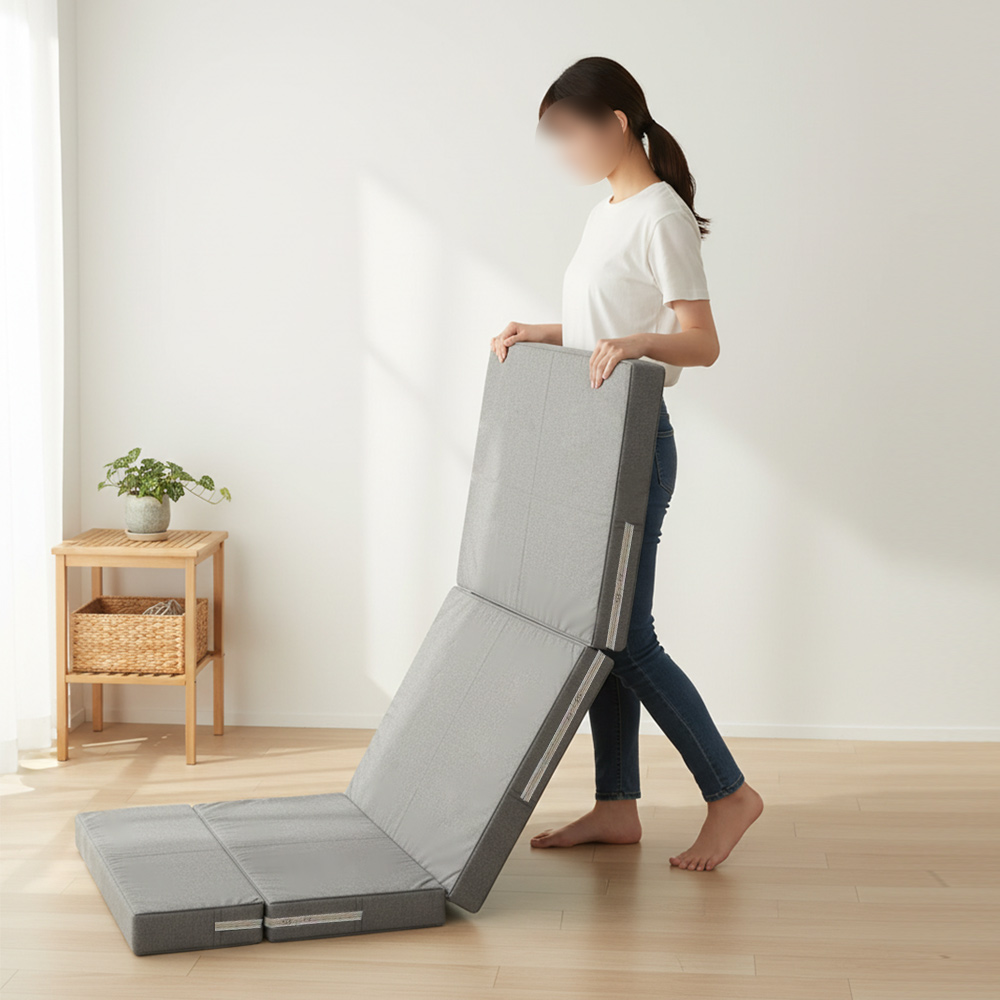 Pogeuni 탄탄한 4단 접이식 토퍼 매트리스 수면 바닥 침대 59,900원