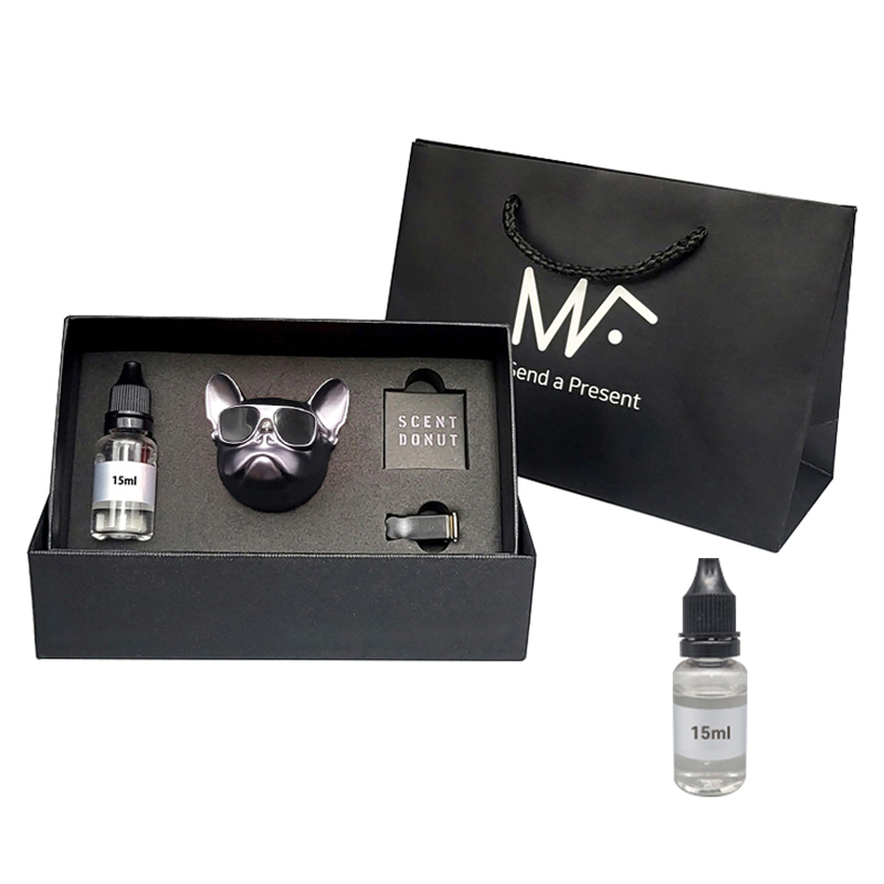 엠퓨처 불독 차량용 방향제 매트스페이스그레이 + 오일 15ml 2p + 선물 쇼핑백, 1세트, 주르메르데스 14,850원