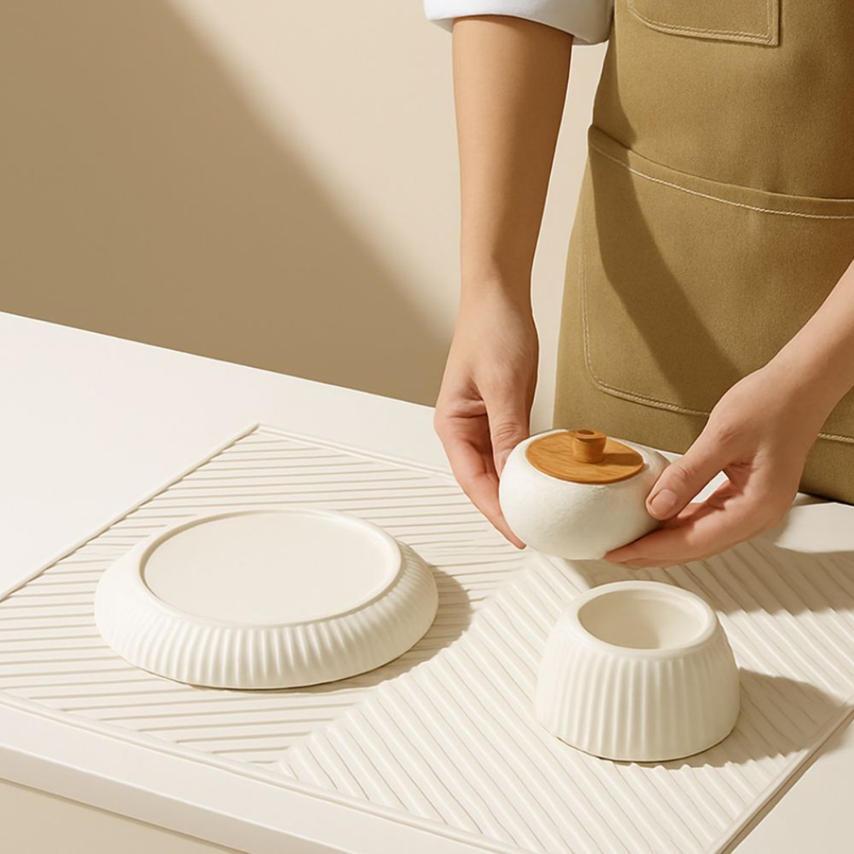 아엘홈 빠른배수 미끄럼방지 실리콘 식기 건조 매트, 1개, 아이보리, 1단 8,000원