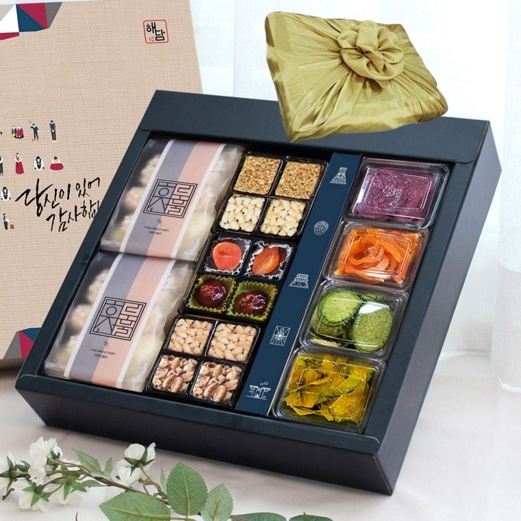 [프리미엄] 궁중 한과 선물세트 전통유과 명절 설 선물, 10박스, 1.035kg 321,900원