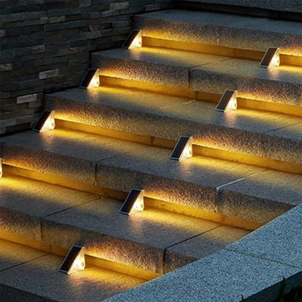헬스와미 실외조명 야외조명 LED 태양 에너지 독특한 삼각 정원 계단등 조명등 15,900원