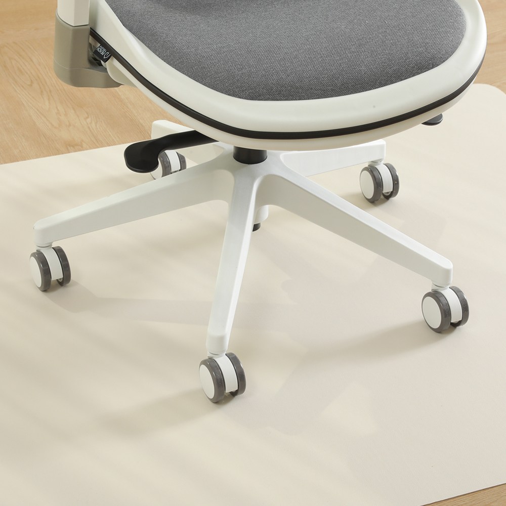 피치트렌디 친환경 실리콘 책상의자 매트 바닥긁힘 미끄럼방지 안마의자 러그 85,000원