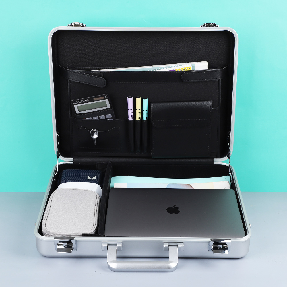 가방몰 GMT8063-88 실버 18인치 ALL알루미늄케이스 서류가방 노트북수납 알루미늄하드케이스 141,100원