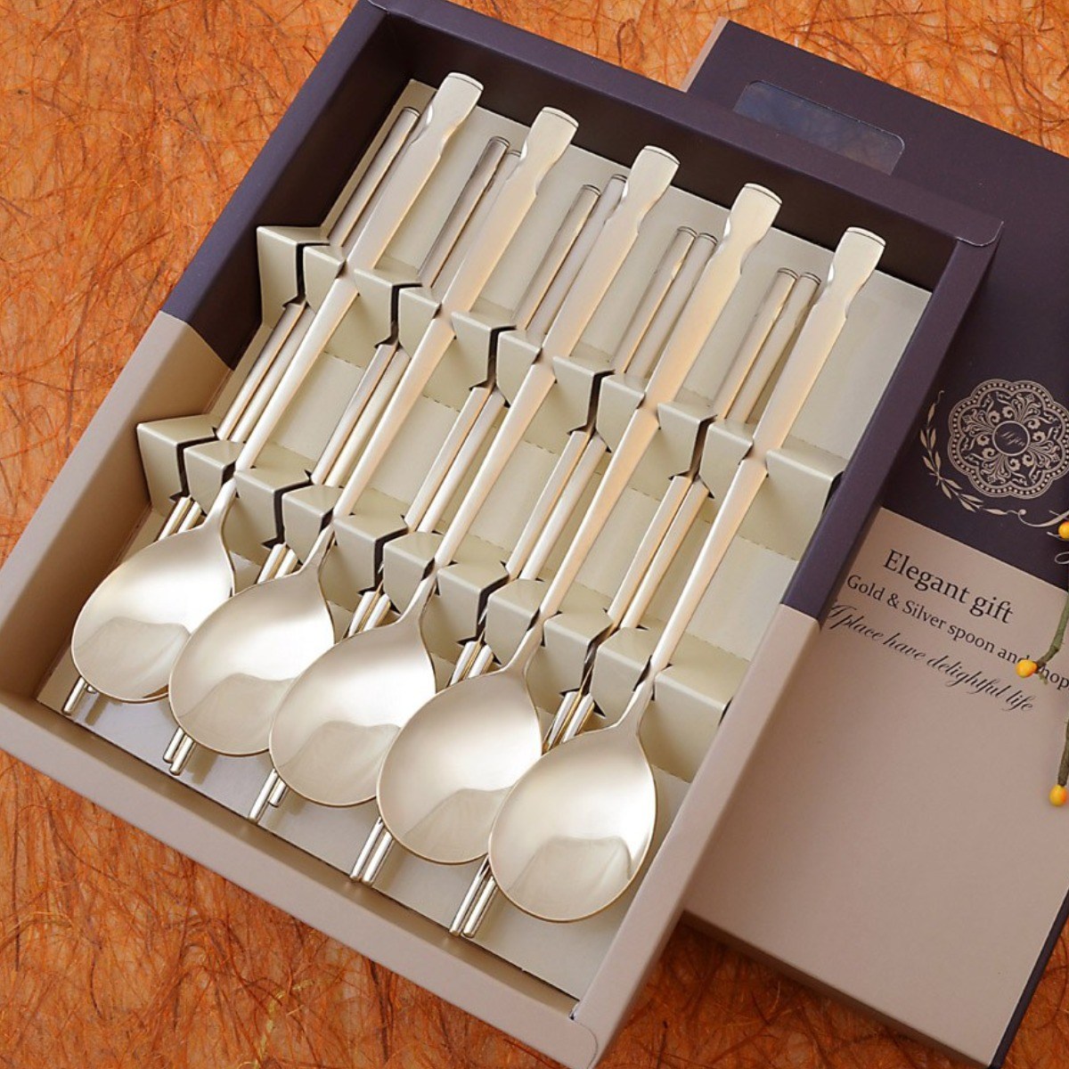 H. JIN 현진 딤플민무늬 티타늄수저 5벌세트+포장+쇼핑백/ 돌잔치답례품유기 돌잔치직계가족 동창회기념품 목사님퇴임선물 방문기념품추천, 5세트, 수저세트 49,000원