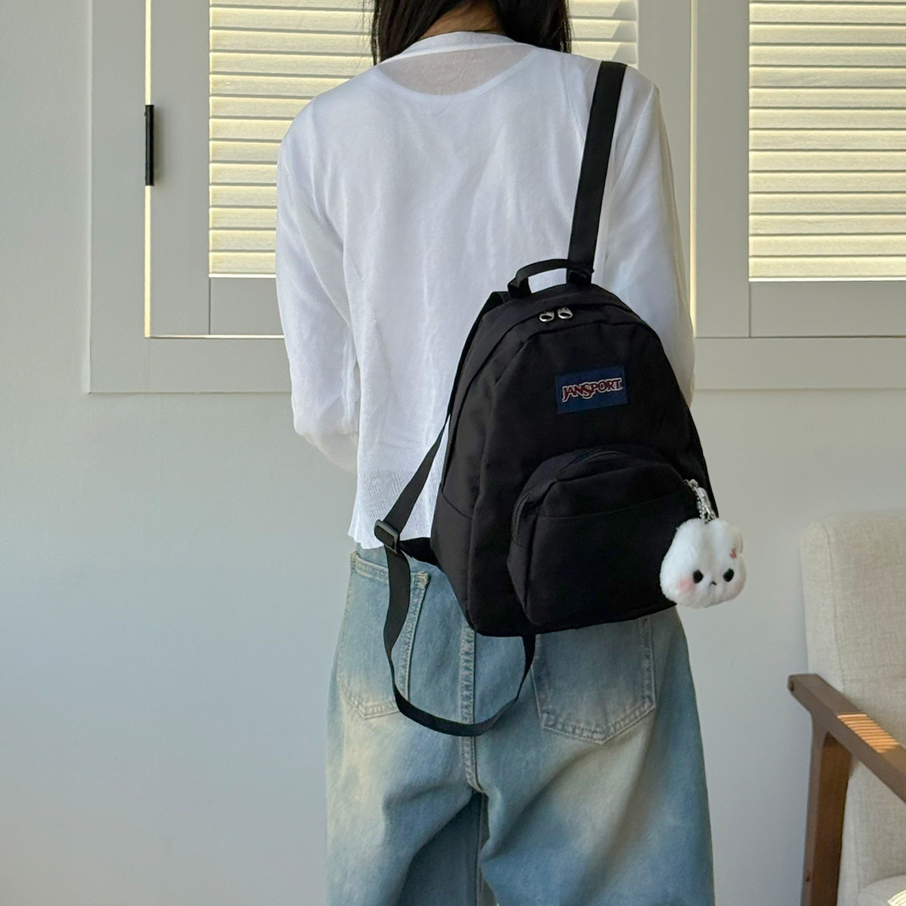 잔스포츠 정품 잔스포츠 미니 백팩 하프파인트 여성 데일리 + 파우치 54,800원