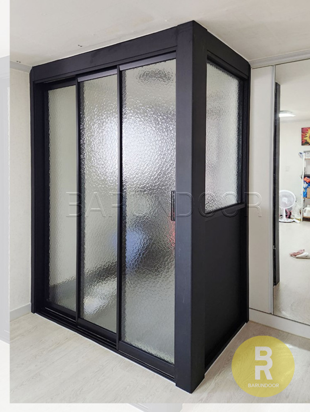 30번 ㄱ자중문 파티션 초슬림3연동 블랙 아쿠아강화유리 // 현관중문,시공비포함,소음차단,반려견안전,맞춤제작,아파트빌라중문 1,069,000원