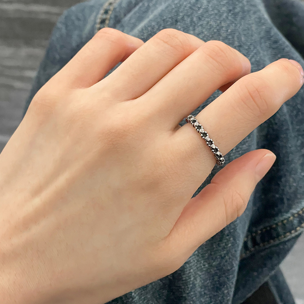 VARAM 그레인 엣지 반지 써지컬 316L 스틸 12,800원