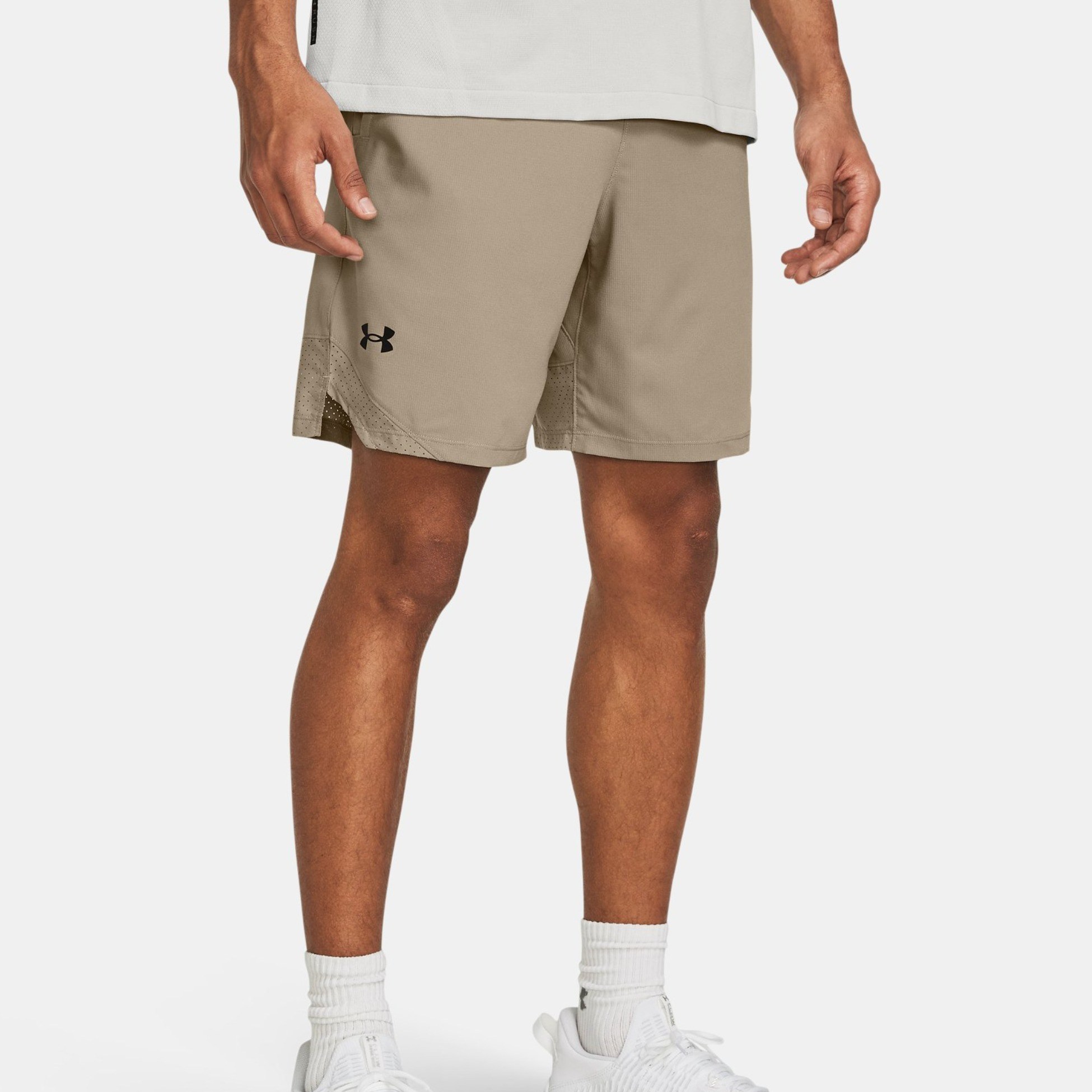 [언더아머 본사]남성 UA 배니시 우븐 쇼츠1370382-203 41,300원