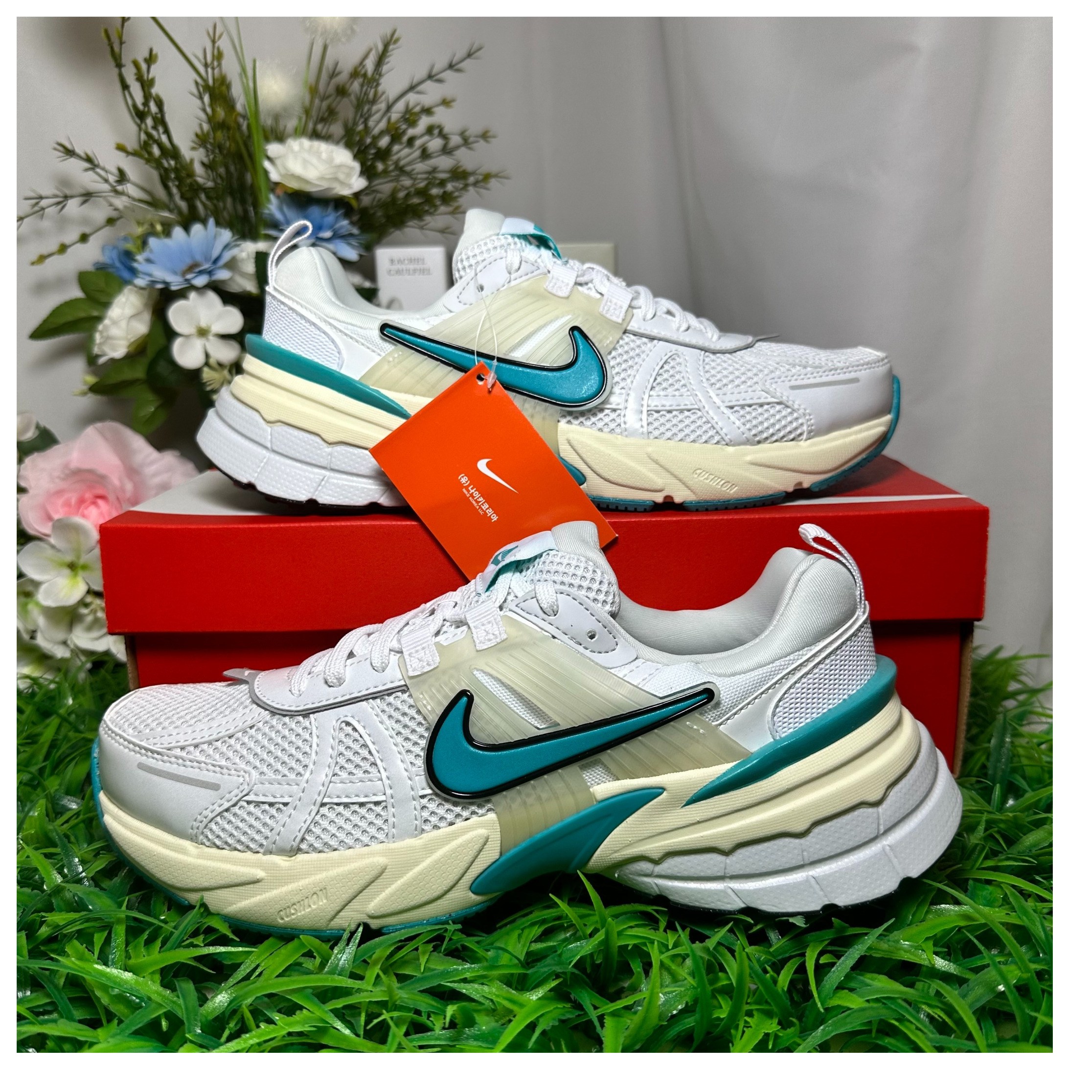 [국내매장판] 나이키 운동화 남성 V2K 런 가벼운 발편한 초록색 녹색  여름 운동화 운전용 조깅화 워킹화 헬스화 스니커즈 런닝머신화 로드 러닝화 런닝화 코트화 배드민턴화 신발 138,890원