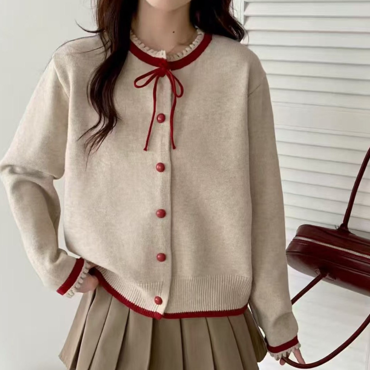 MINA STYLE 러블리 리본 포인트 니트 가디건 29,900원