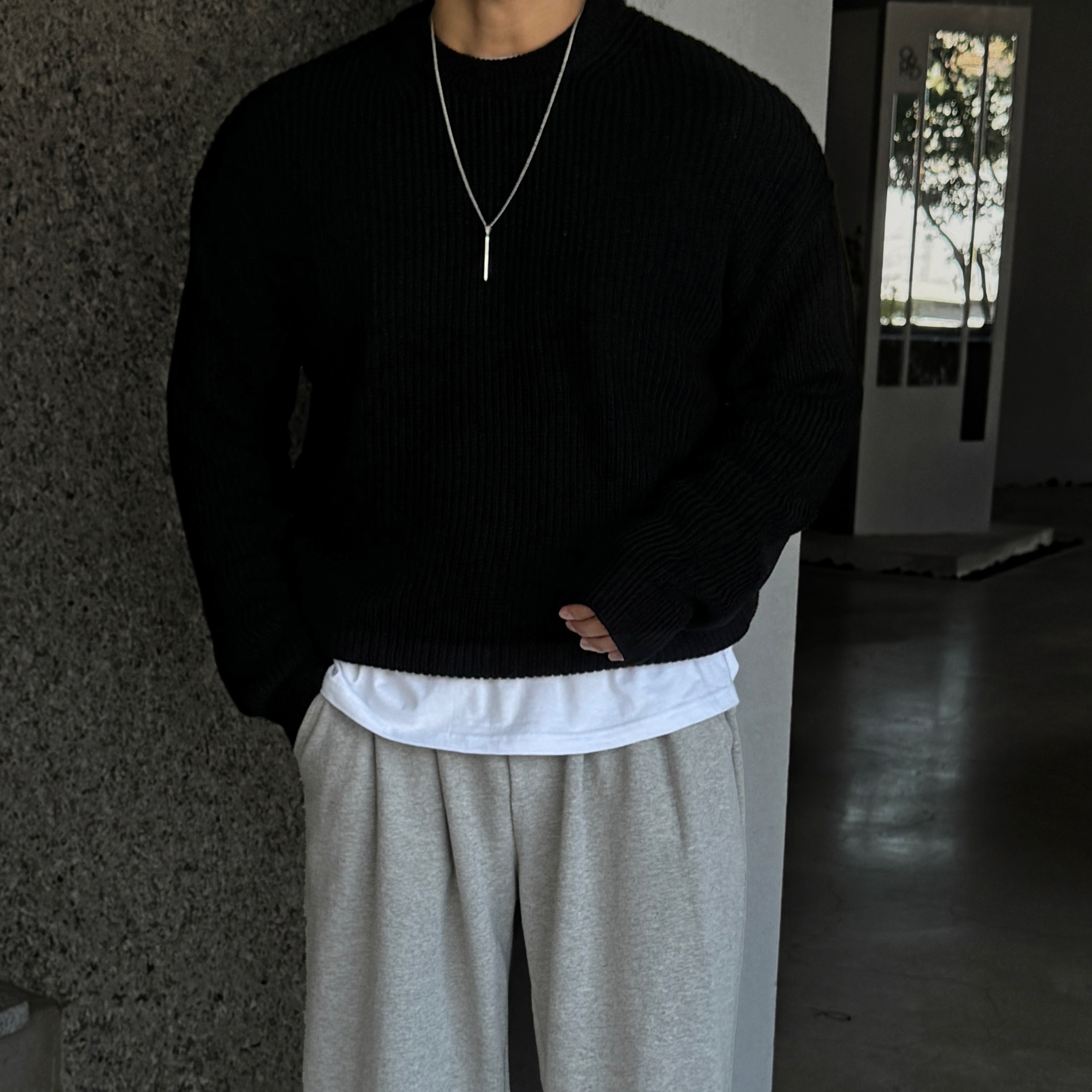 빠델 남녀공용 하찌 라운드 오버핏 니트 29,900원