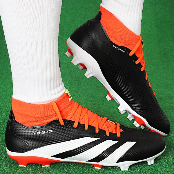 아디다스 축구화 프레데터 24 League SOCK 천연잔디용 블랙-오렌지-화이트 3S 로고 45,000원