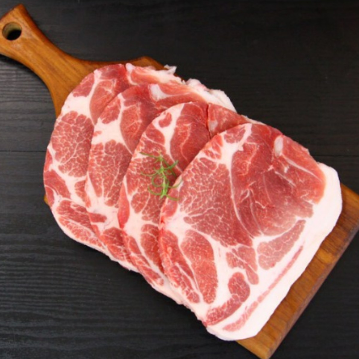 (반값특가) 왕목살(목전지)500g+500g (총1kg)골라담기 반값특가 구이/볶음/찌개 무료배송, 1개, 왕목살(목전지)볶음용500g+500g 8,800원