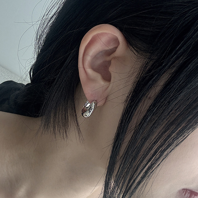 써지컬스틸 퀄리티드 미니 원터치 볼드 링 귀걸이 6,900원