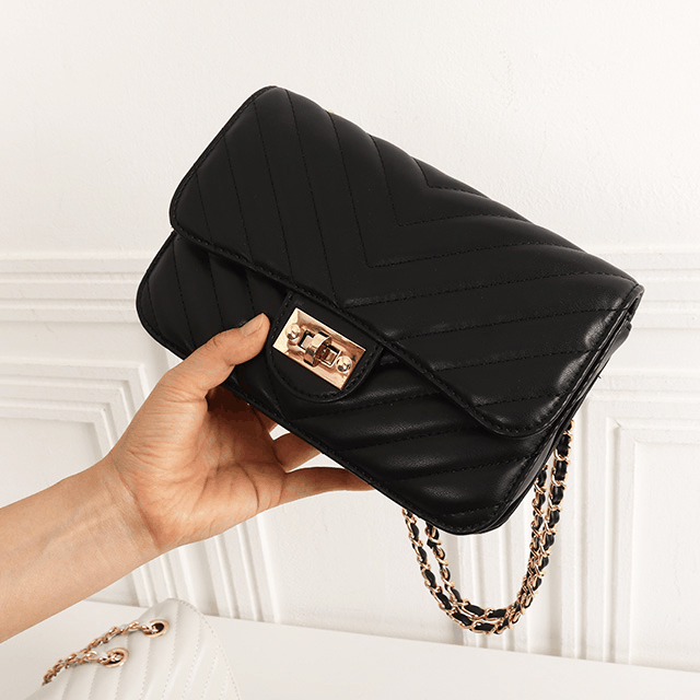 V퀼팅 고급스런 하객 가방 숄더 크로스백 여성 여자 토트 페이지 15,900원