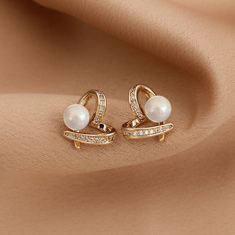 NXNA 14K 골드 하트 진주 귀걸이 모던 심플 컴팩트 큐빅 진주 귀걸이 도금 CS-ED042 42,000원