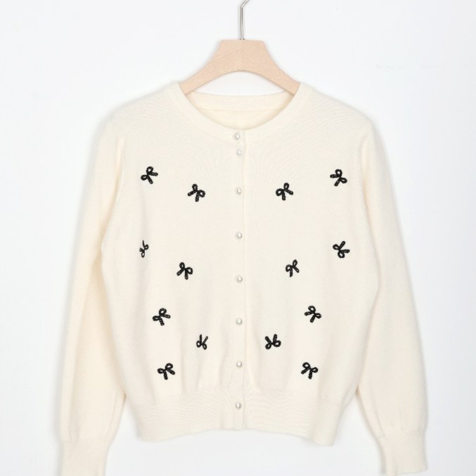 [C&D] 2color 러블리 무드 미니 리본 자수 진주 버튼 가디건 38,000원