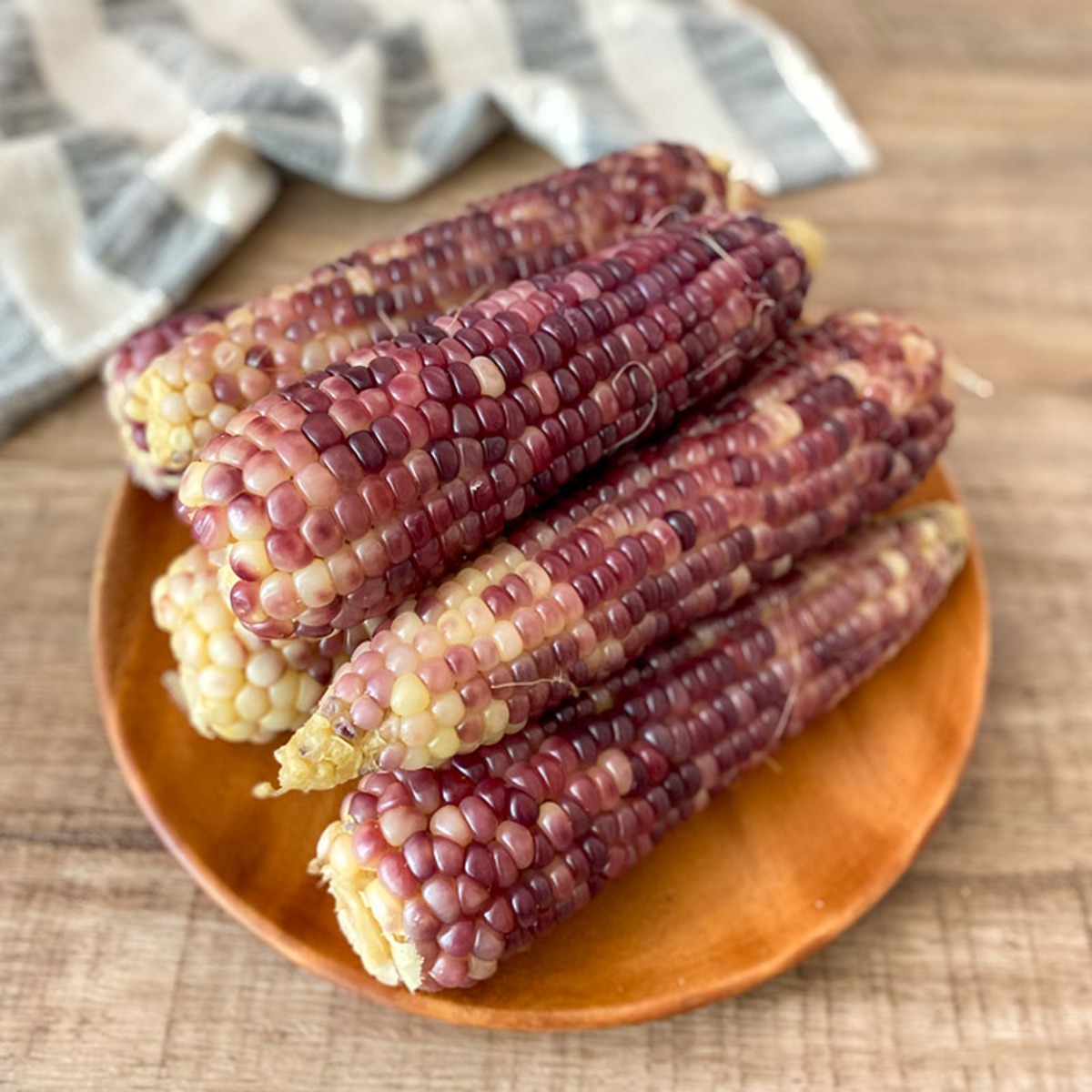 산지직송 곡성 찐 냉동 흑찰옥수수, 3세트, 3개입 17,900원