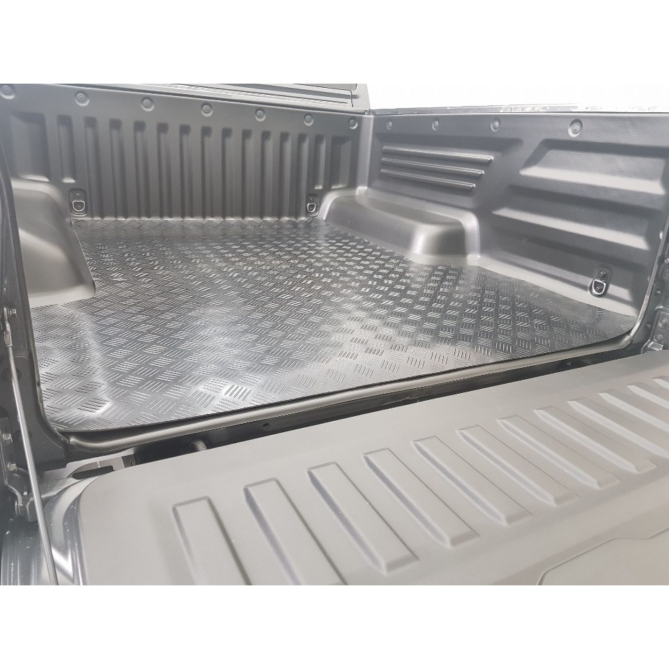 아우라 고무매트 리얼뉴 콜로라도 적재함 올뉴 콜로라도트렁크 매트 82,900원