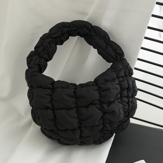 [1+1] 미니 퀼티드백 퀼팅백 패딩가방 데일리가방 (봄 시즌 특가 할인), 2개, 블랙 10,900원