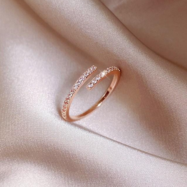 Ramlove 18K 로즈골드 플렉서블 다이아몬드 라인 도금 반지 KJT-SS111 98,800원