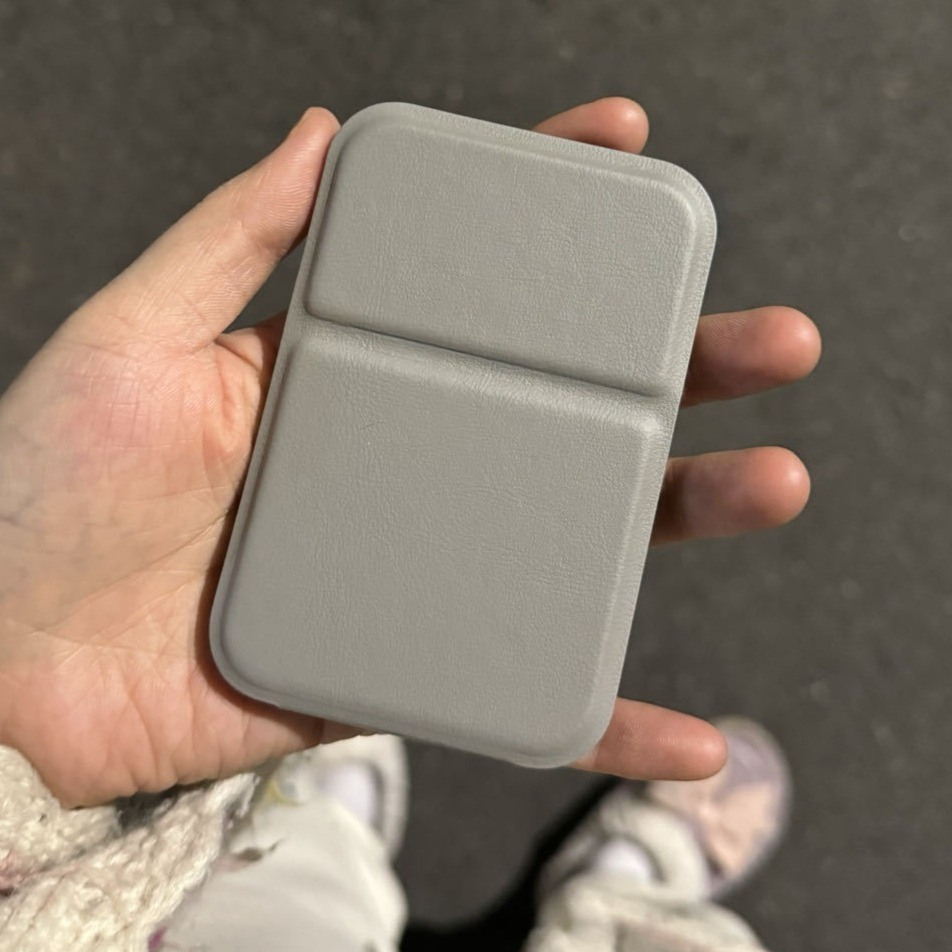 제이릿 접이식 휴대용 손거울 스탠드형 메이크업 거울, 그레이 5,490원