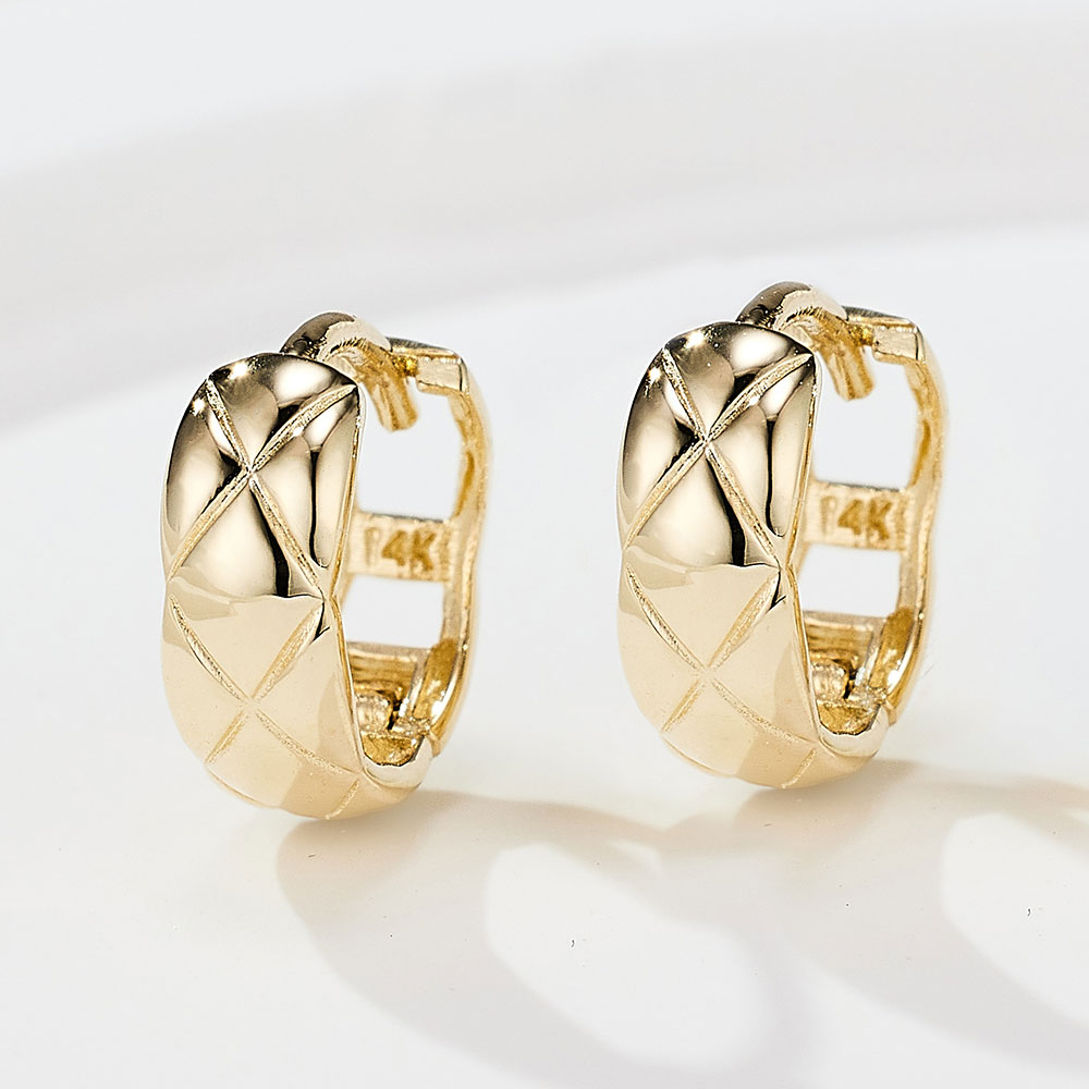 준주얼리 전체 14K 18K 원터치 볼륨 이어링 LGBEE699 모임룩 하객룩 출근룩 생일선물 추천 볼드 귀걸이 281,200원