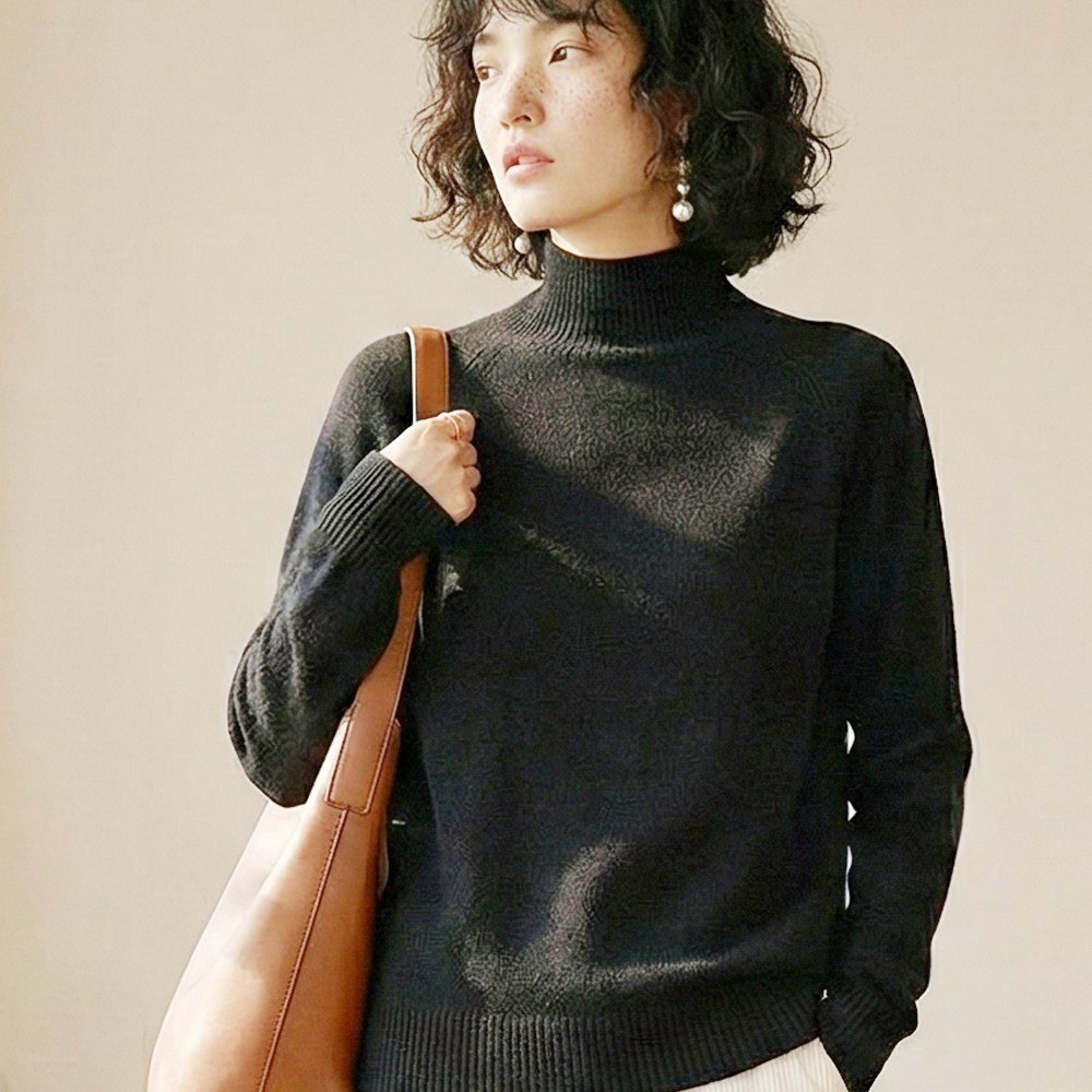 포씨 여성 초봄 니트 터틀넥 루즈핏 긴팔 목폴라 부드러운 레글런니트티 19,800원